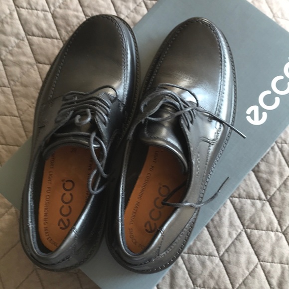 Brand new never worn Ecco shoes main image 7